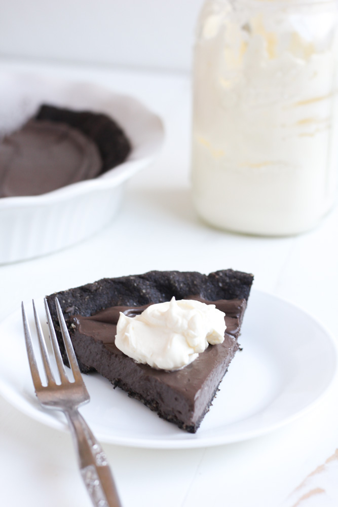 Gluten-Free-Chocolate-Creme-Pie
