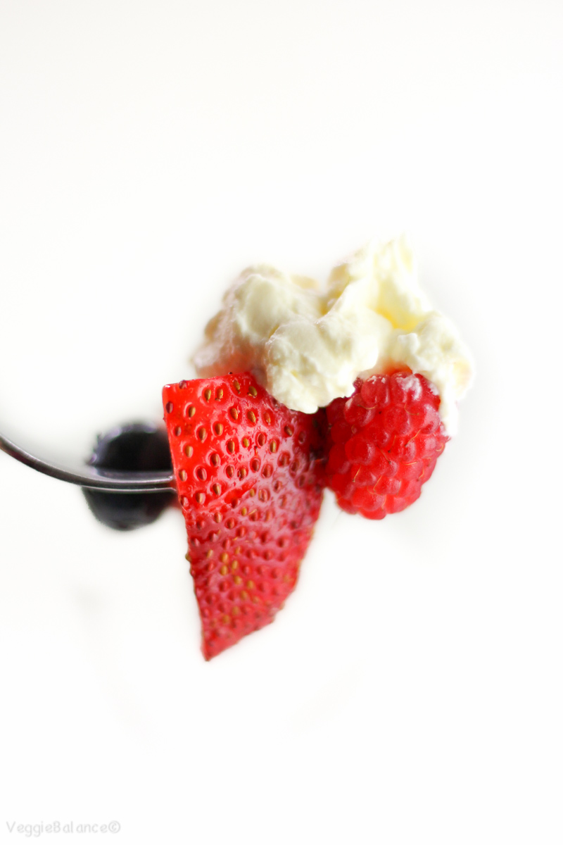 Fresh Whipped Cream Recipe At Home VeggieBalance