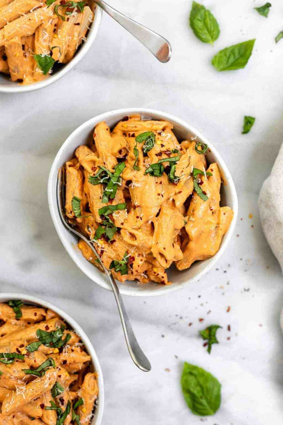 2 bowls of reamy vegan sundried tomato pasta