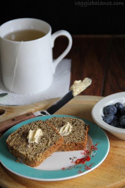 Banana Zucchini Bread - Veggiebalance.com