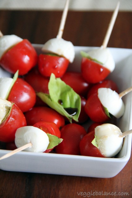 Caprese Mini Skewers Appetizer - Veggiebalance.com