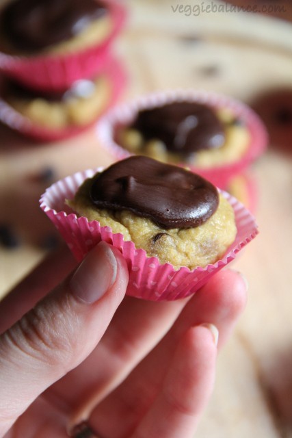 Grain-Free, Vegan Chocolate Chip Cookie Bites, 52 calories each! - Veggiebalance.com
