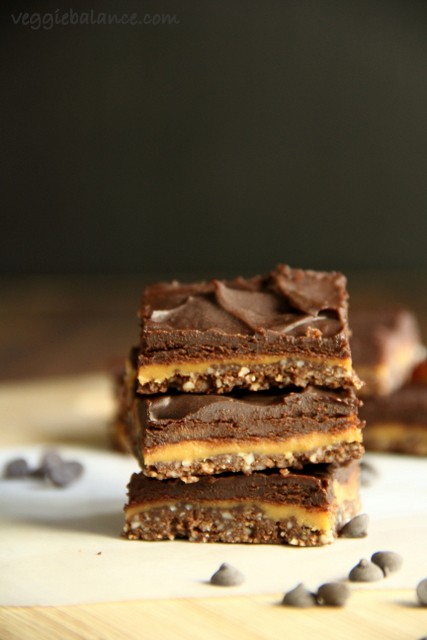 Creamy peanut butter center with a chocolate crust and creamy chocolate ganache.