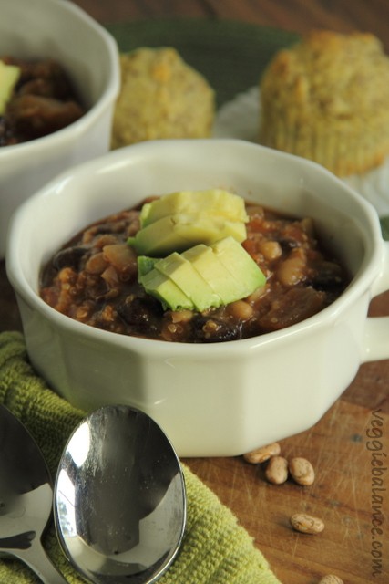 Crockpot Vegetarian Quinoa Chili - Veggiebalance.com