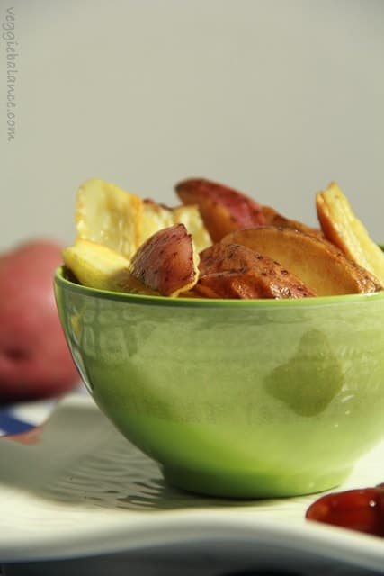 Healthy Baked Potato Wedges - Veggiebalance.com
