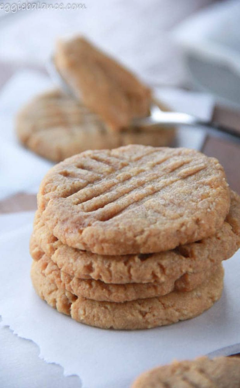 Gluten Free Peanut Butter Cookies with Almond Flour Recipe