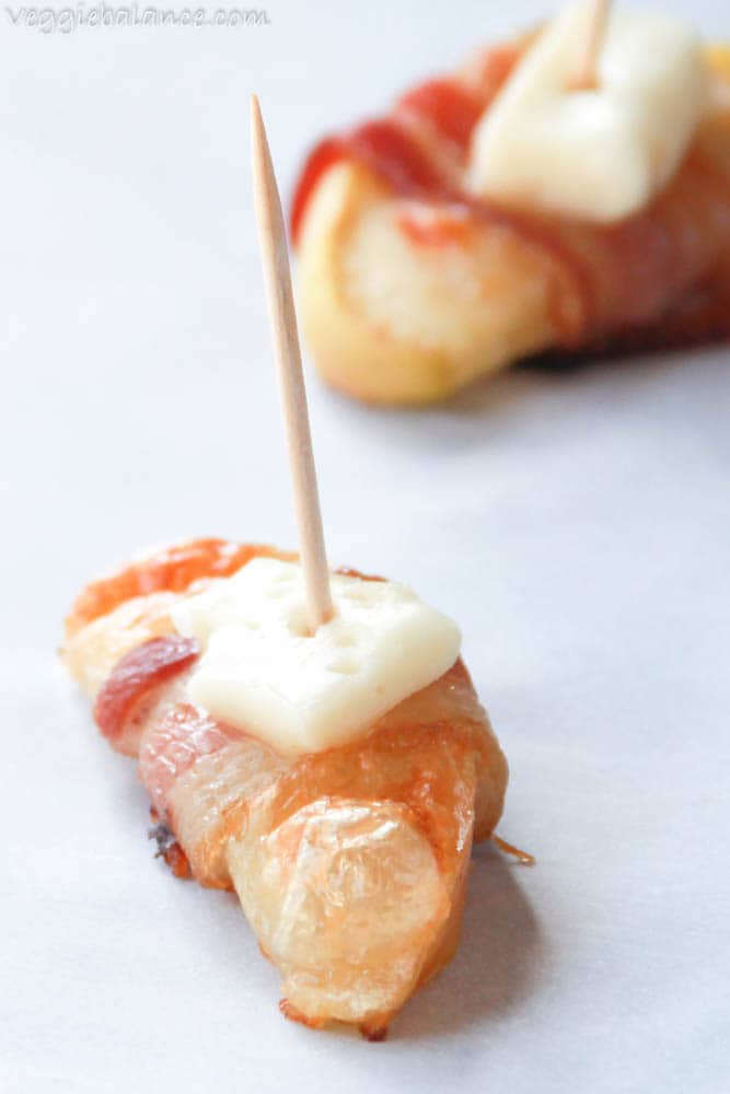 Bacon Wrapped Apple Slices - Veggiebalance.com