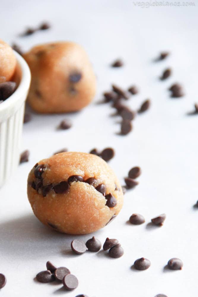 Healthy Cookie Dough Truffles recipe