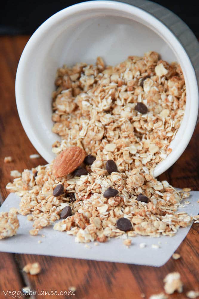 Chocolate Peanut Butter Granola - Veggiebalance.com