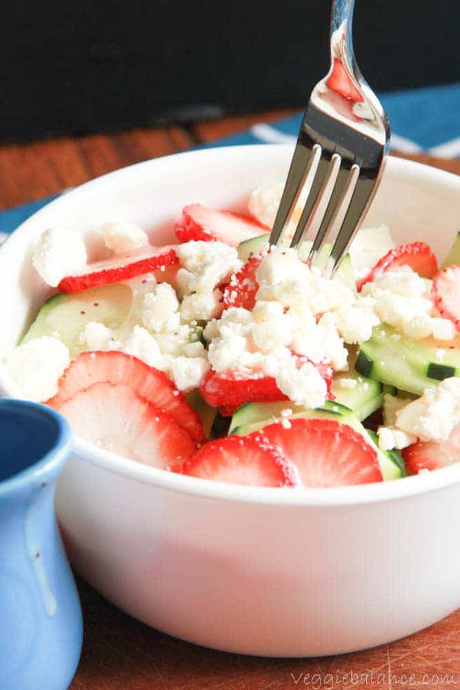 Cucumber Strawberry Salad - Veggiebalance.com