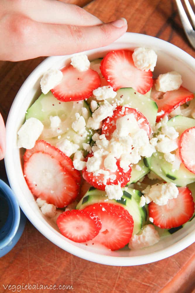 Cucumber Strawberry Salad - Veggiebalance.com