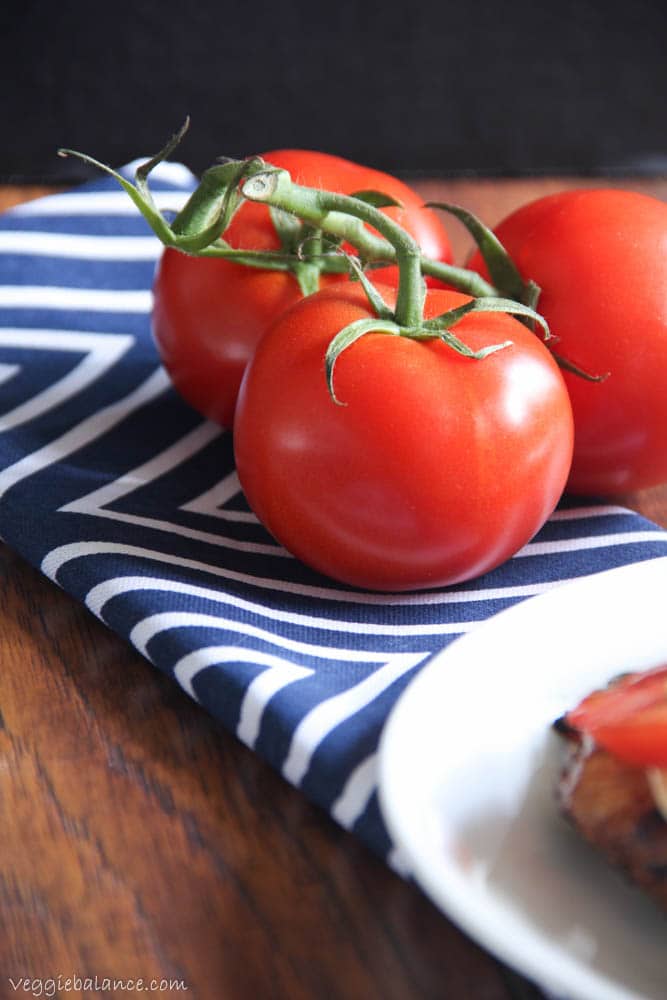 Tomato Mozzarella Chicken - Veggiebalance.com