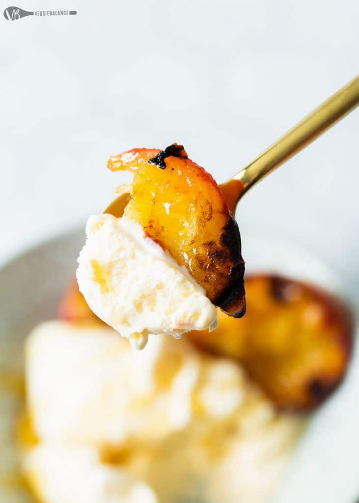 Insanely Good Grilled Peaches with Ice Cream Recipe