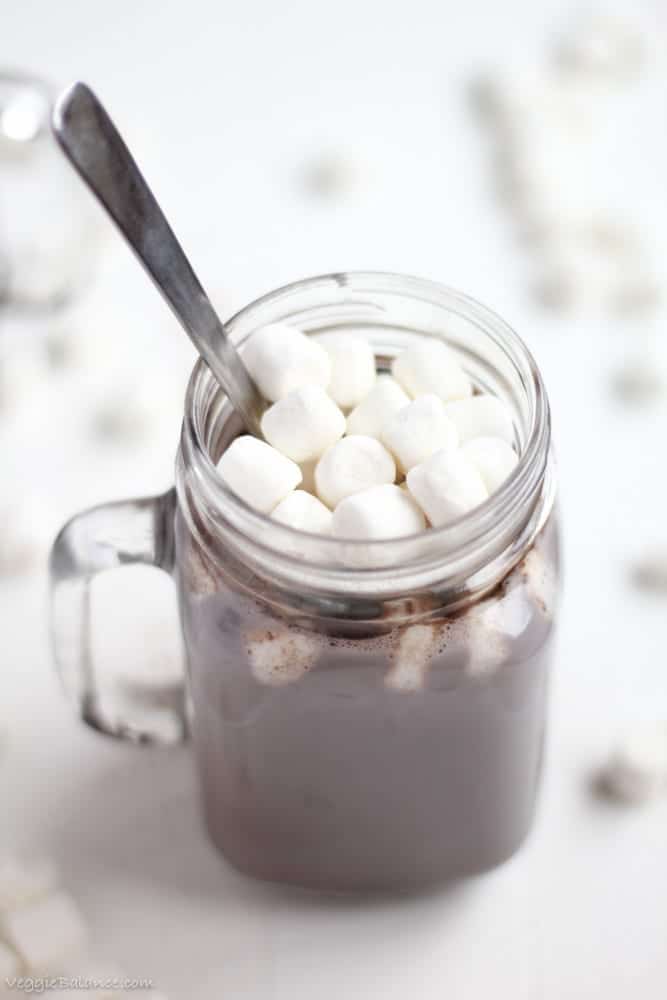 Healthy Hot Chocolate {Low-Sugar, Vegan, Dairy-Free} - Veggiebalance.com