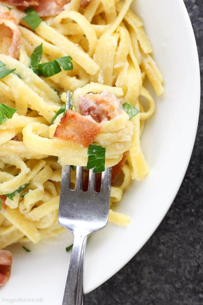 Fettuccine Alfredo with Bacon {Dairy-Free} - Veggiebalance.com