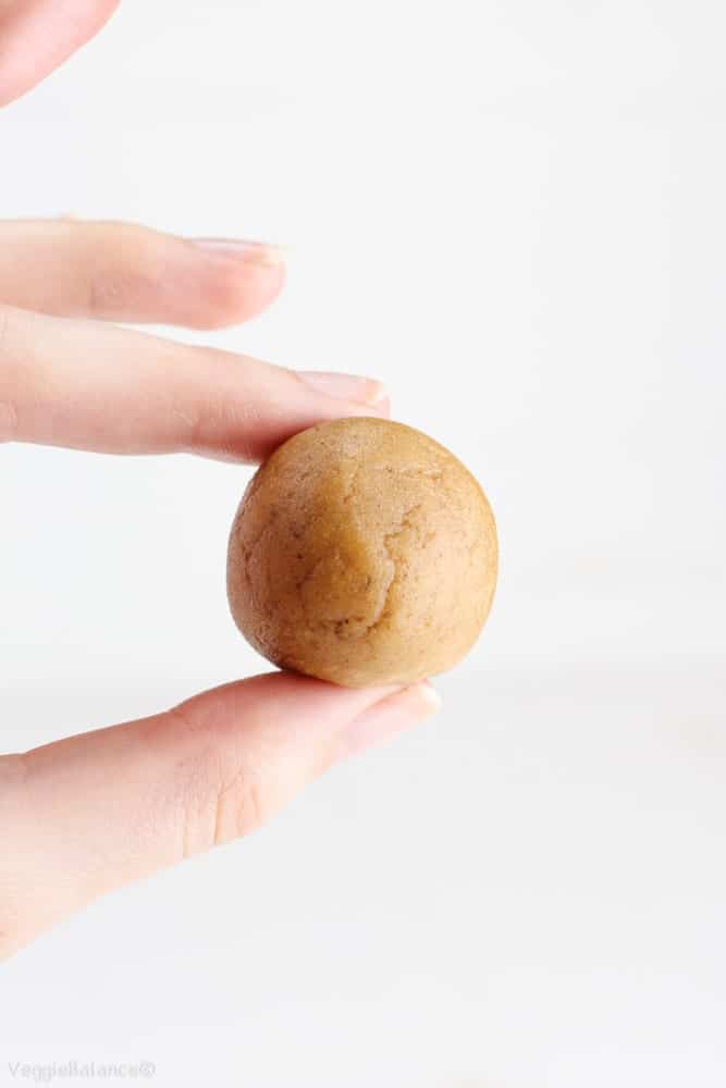 Healthy Peanut Butter Chocolate Thumbprint Cookies - Veggiebalance.com