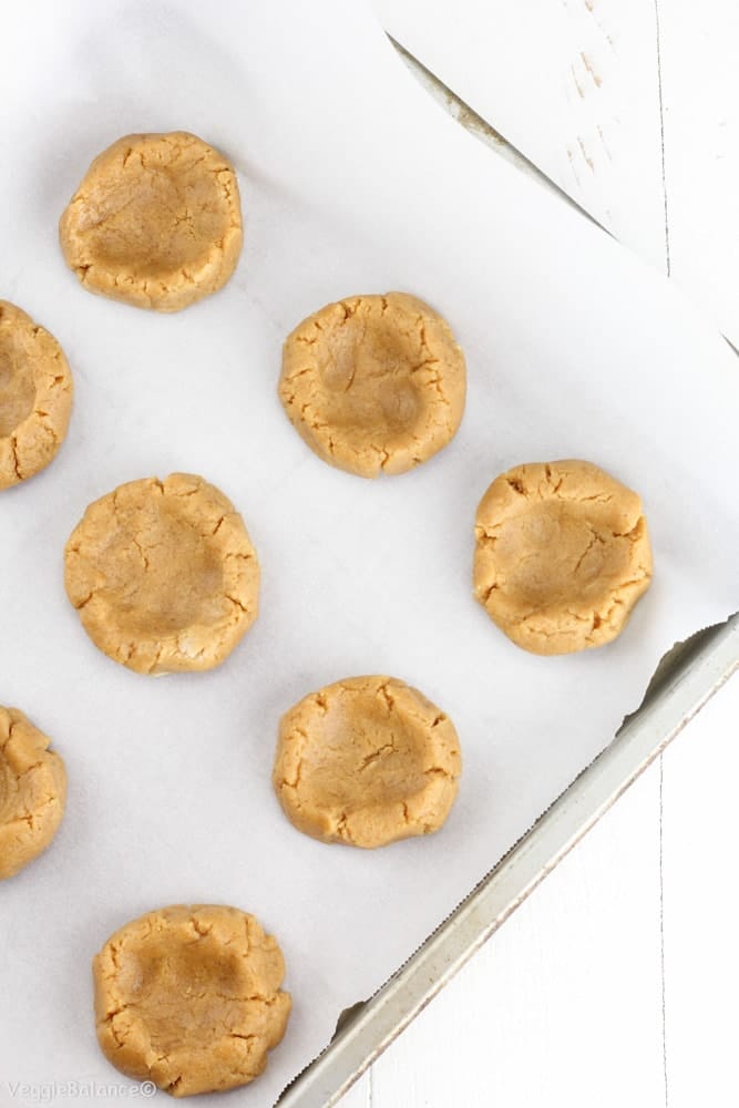 Healthy Peanut Butter Chocolate Thumbprint Cookies - Veggiebalance.com