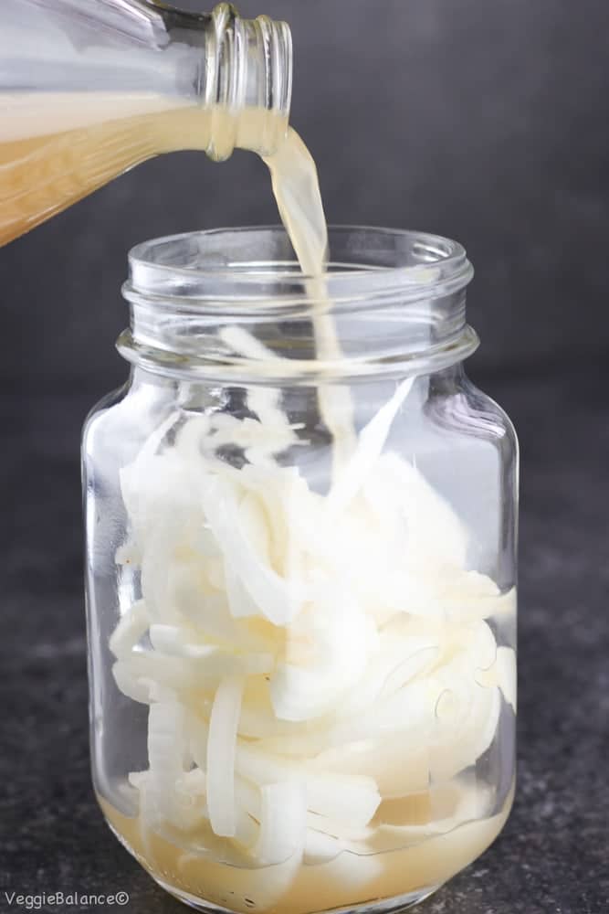 Quick Pickled Onions recipe - Veggiebalance.com