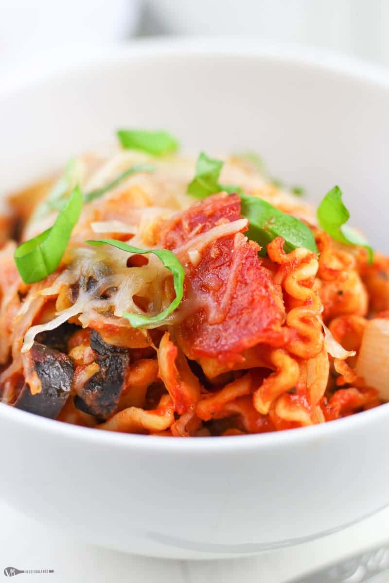 Pasta Pizza Casserole recipe with just 4 Ingredients - Veggiebalance.com