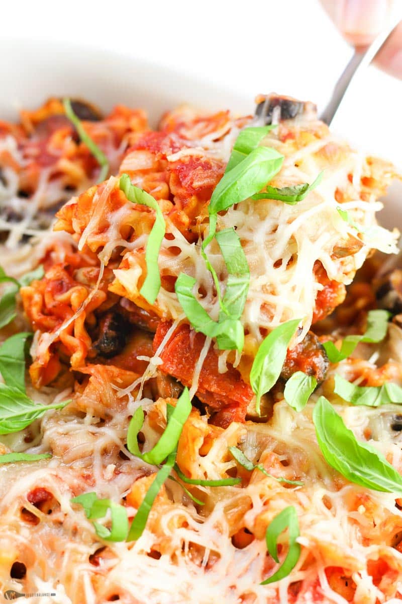 Pasta Pizza Casserole recipe with just 4 Ingredients - Veggiebalance.com