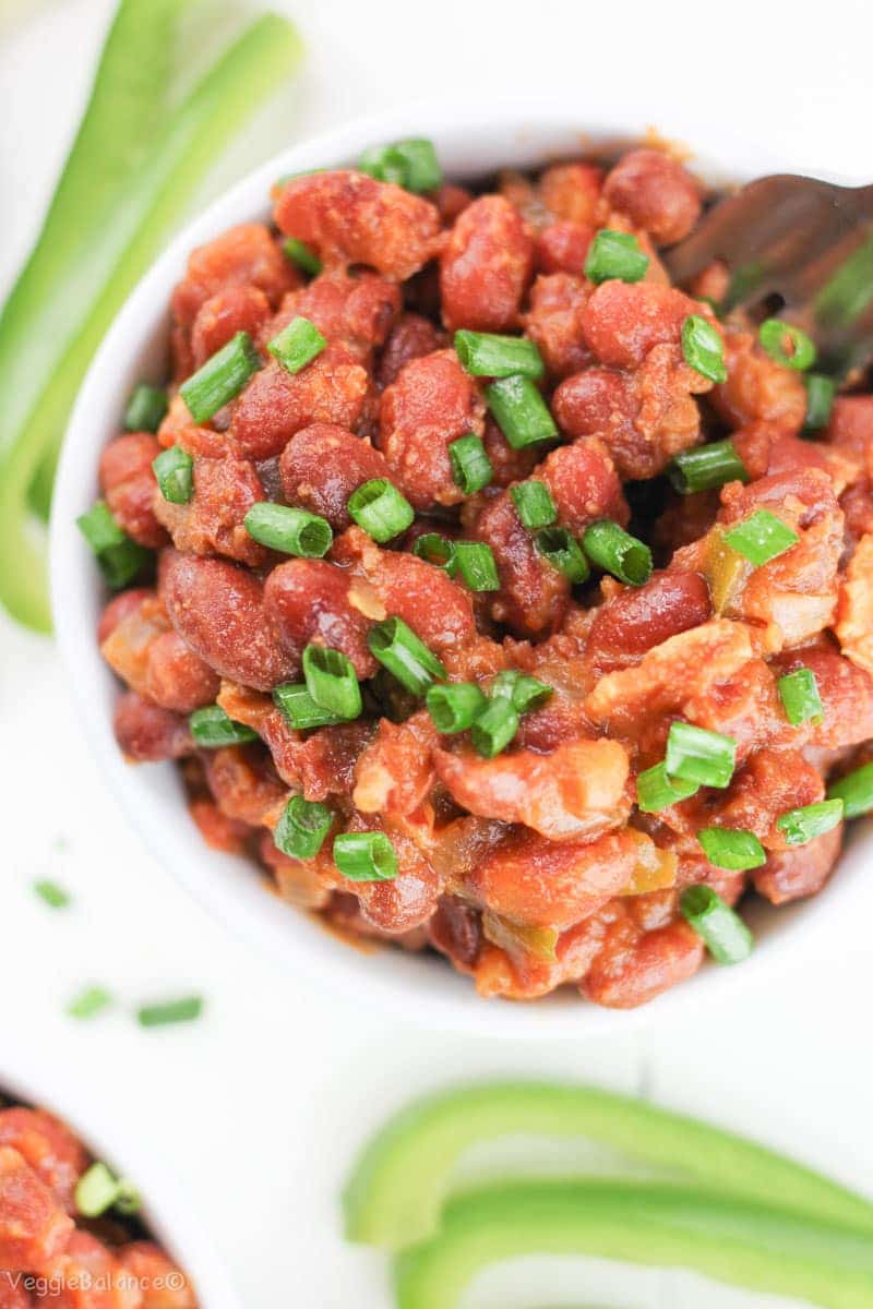 Easy Crockpot Baked Beans Recipe Gluten-Free Dairy-free Natural Lower-Sugar - Veggiebalance.com