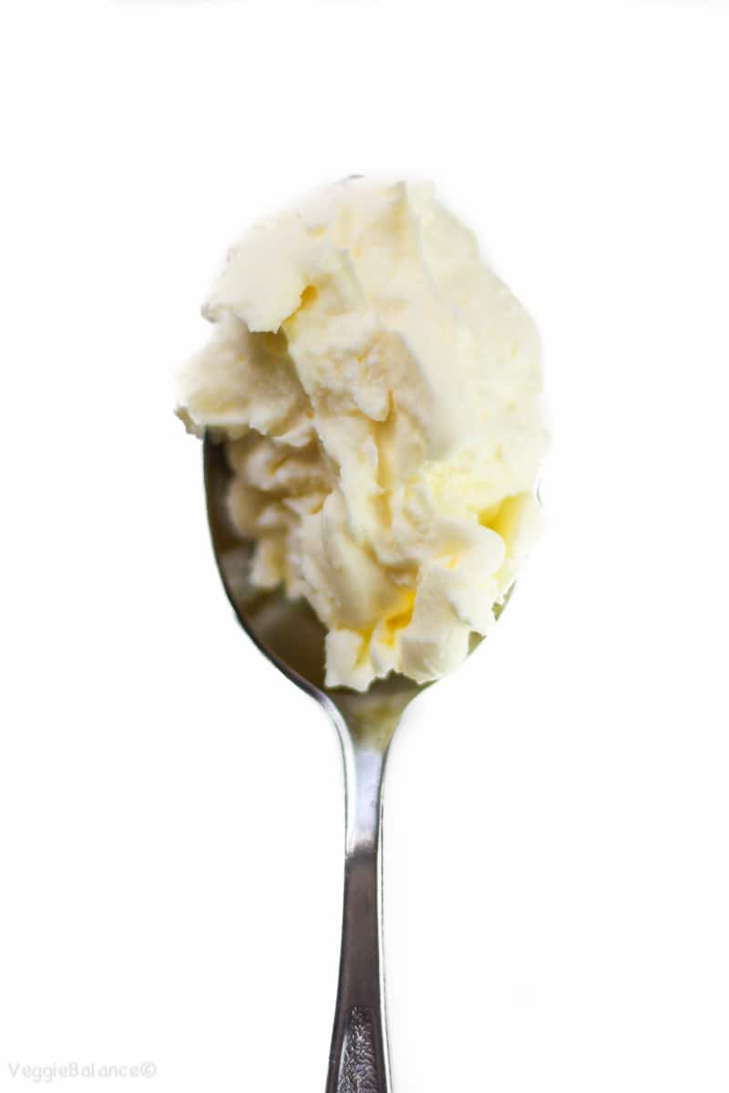 Fresh Whipped Cream Recipe and How-To Make It at Home - Veggiebalance.com