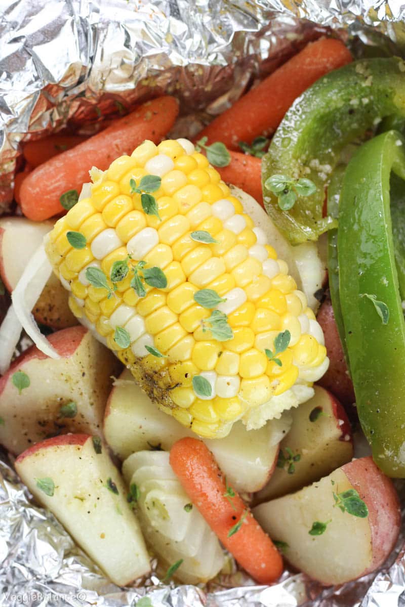 Hobo Dinner Recipe Potatoes Carrots Corn - Veggiebalance.com