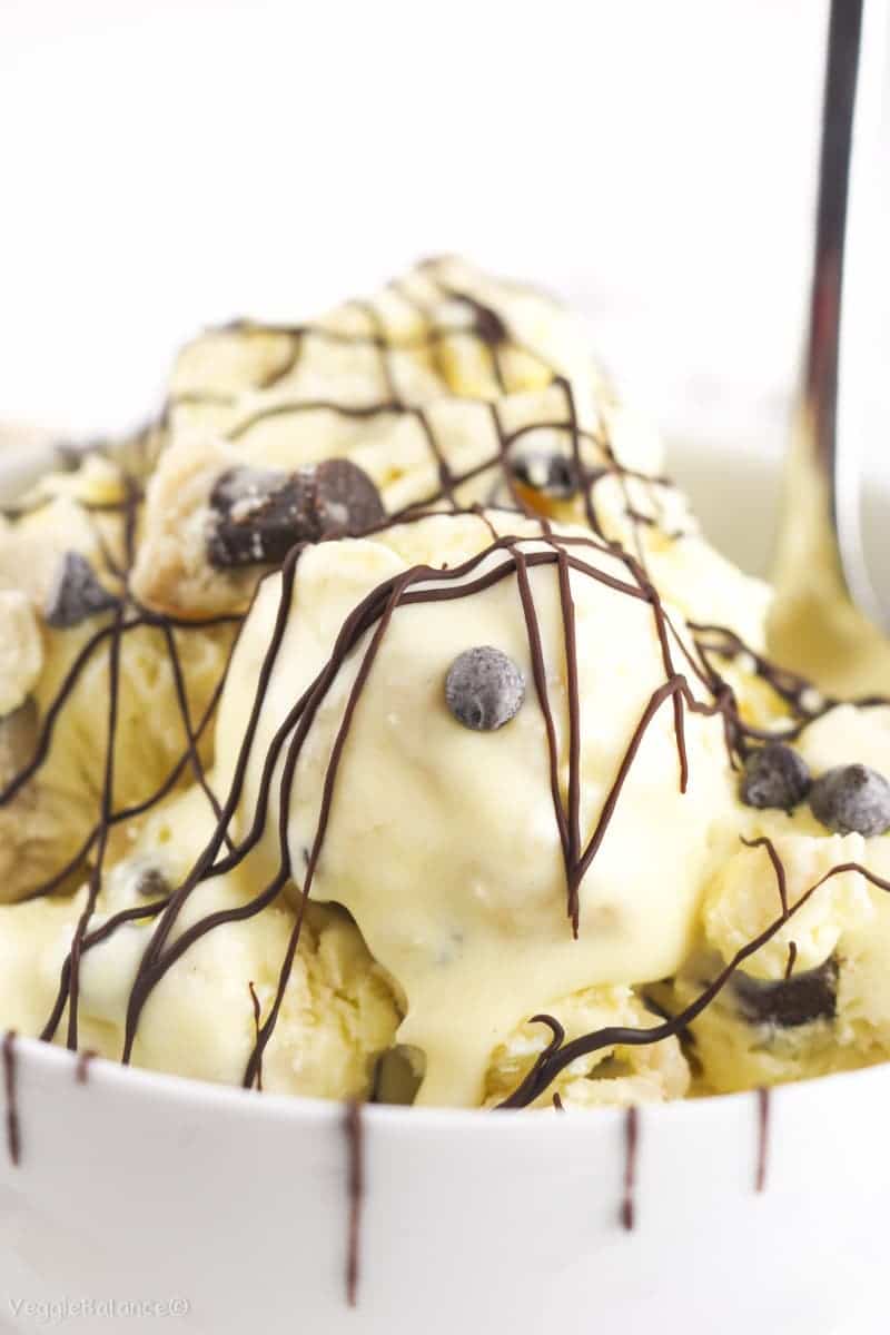 No-Churn Chocolate Chip Cookie Dough Ice Cream Recipe - Veggiebalance.com