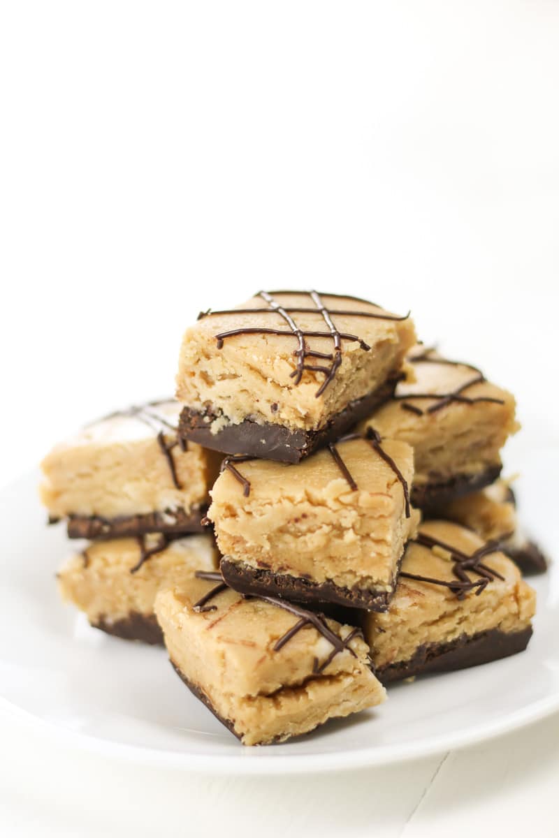 Easy No-Bake Peanut Butter Buckeye Bars Recipe - Veggiebalance.com