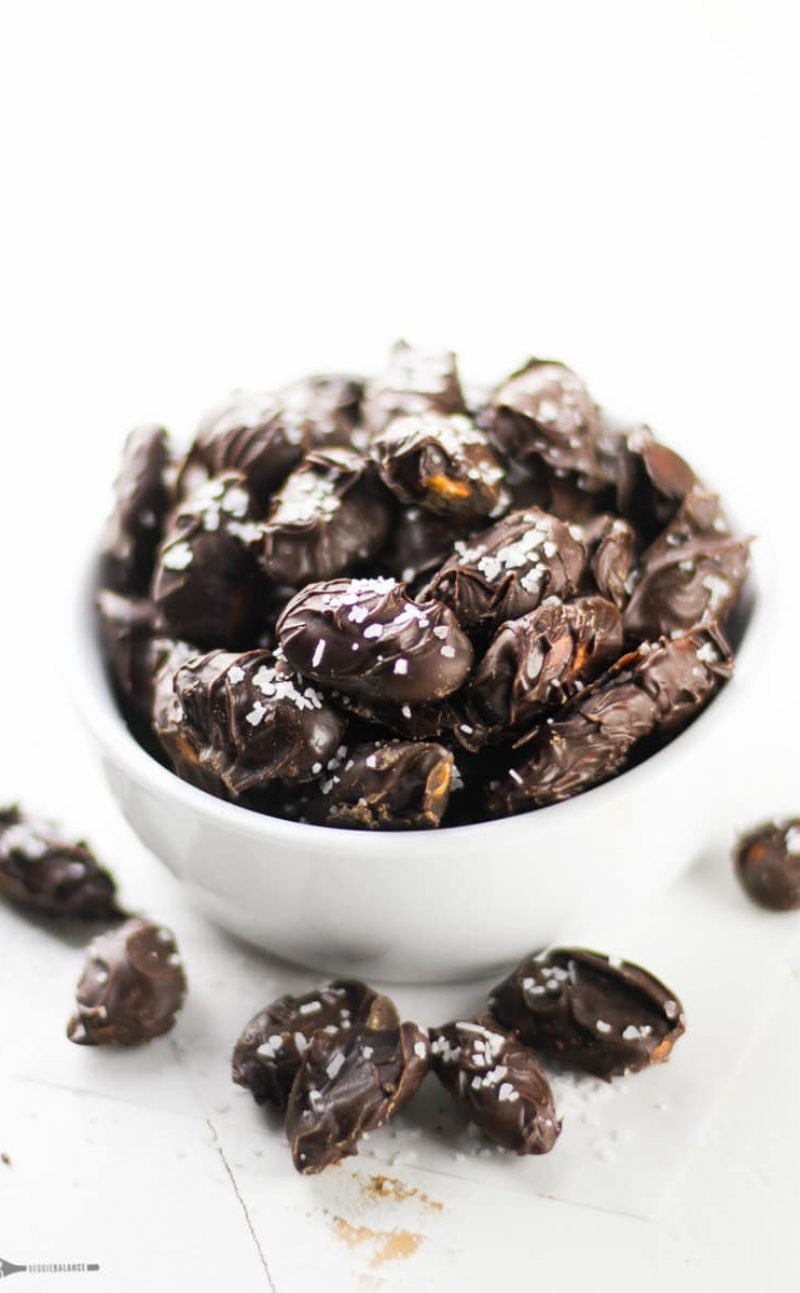 How-To Make Chocolate Covered Almonds Recipe