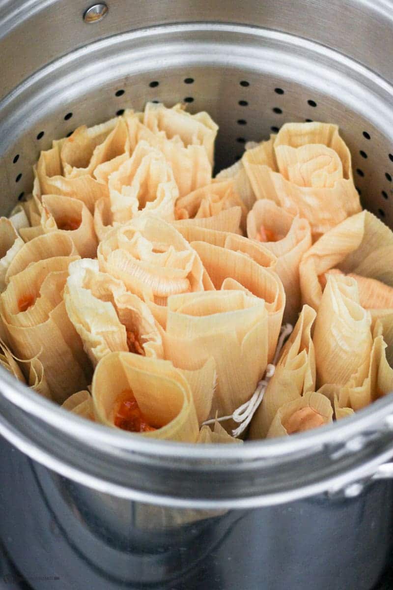 https://www.veggiebalance.com/wp-content/uploads/2016/12/Pork-Tamales-recipe-and-How-to-make-them-6-1.jpg