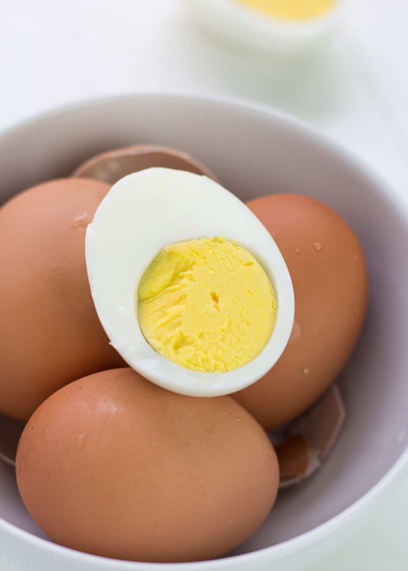 How to Make the Perfect Hard Boiled Eggs are a simple 3-step process to achieve perfected cooked, easy-to-peel and ready to add to any dish or eat as is boiled egg. It’s brilliant!