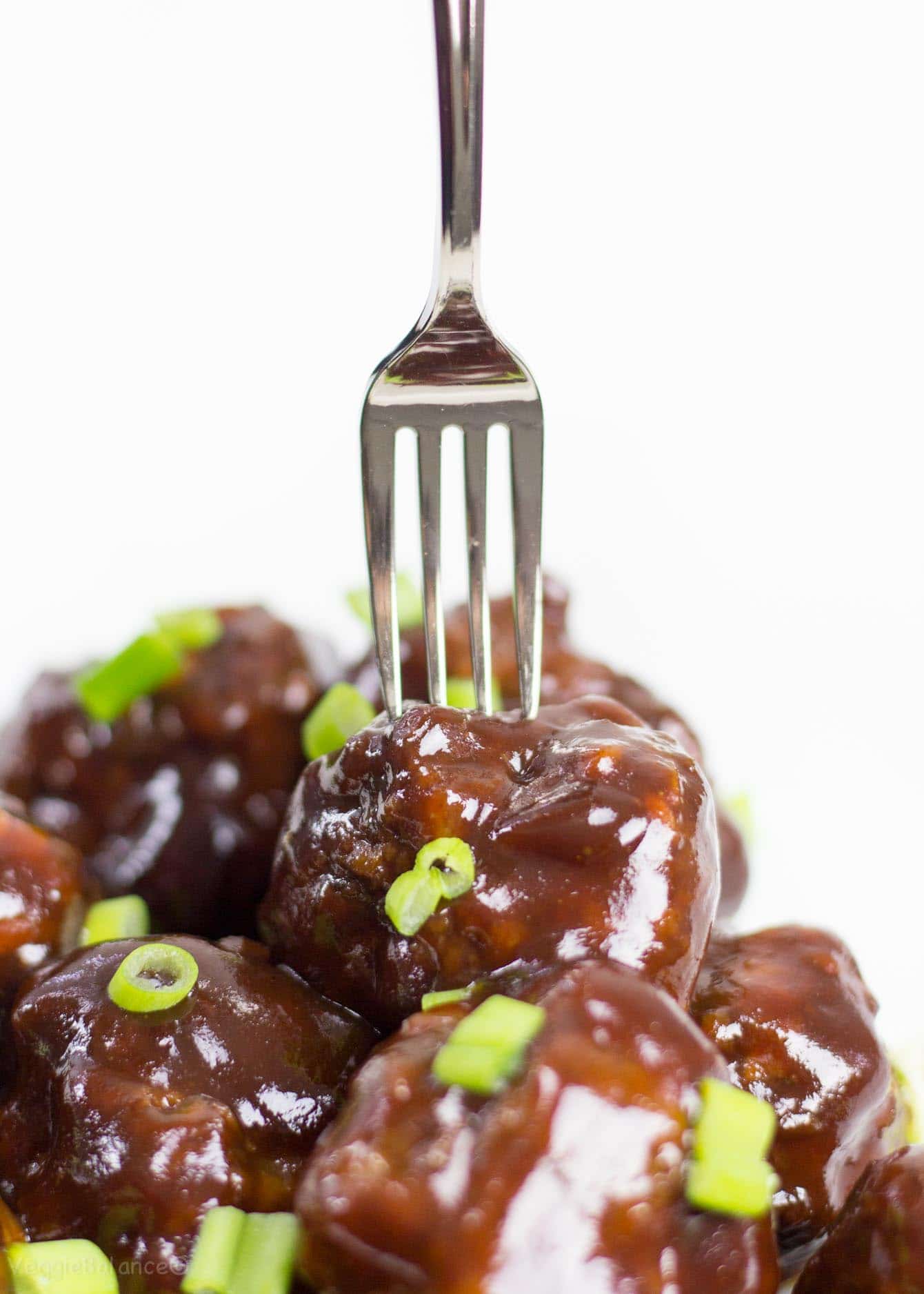 Slow Cooker Meatballs BBQ Meatballs made Gluten Free and Dairy Free - Veggiebalance.com