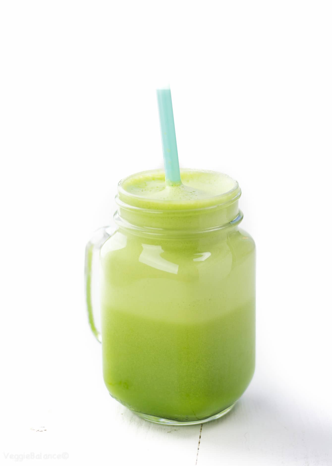 Two Ingredient Green Smoothie - Veggiebalance.com