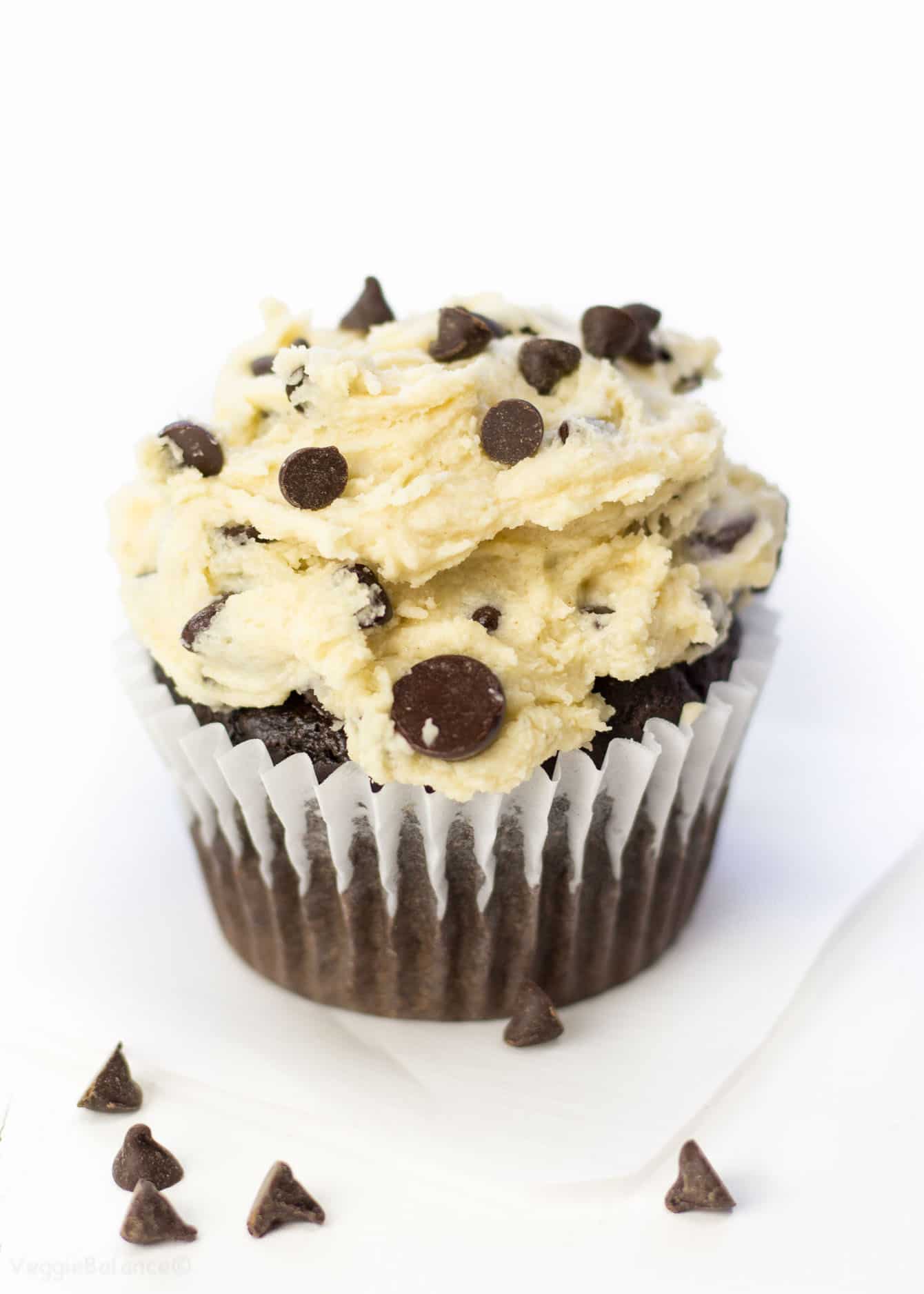 Chocolate Chip Cookie Dough Cupcakes - Veggiebalance.com