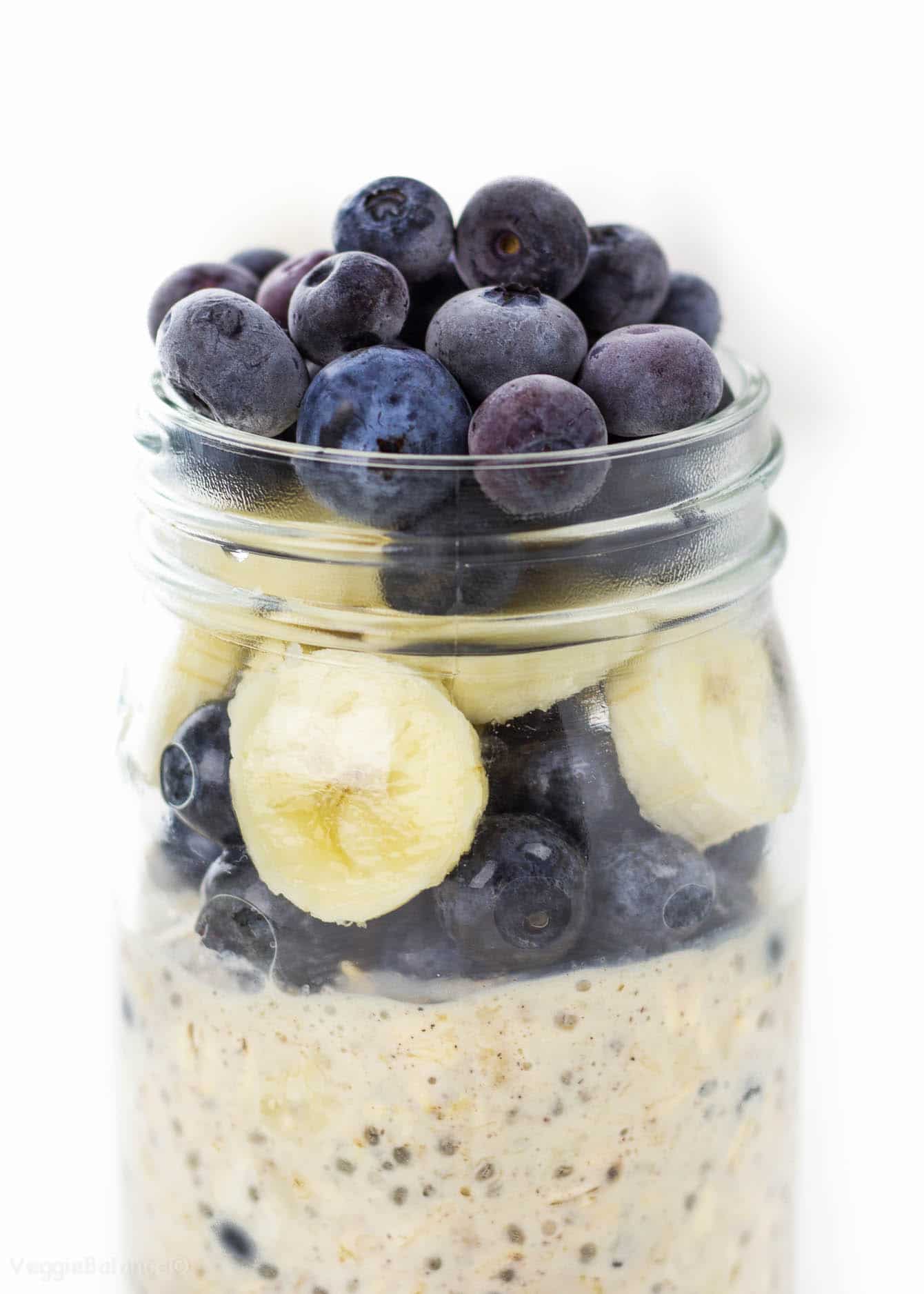 Overnight Oatmeal in Mason Jars