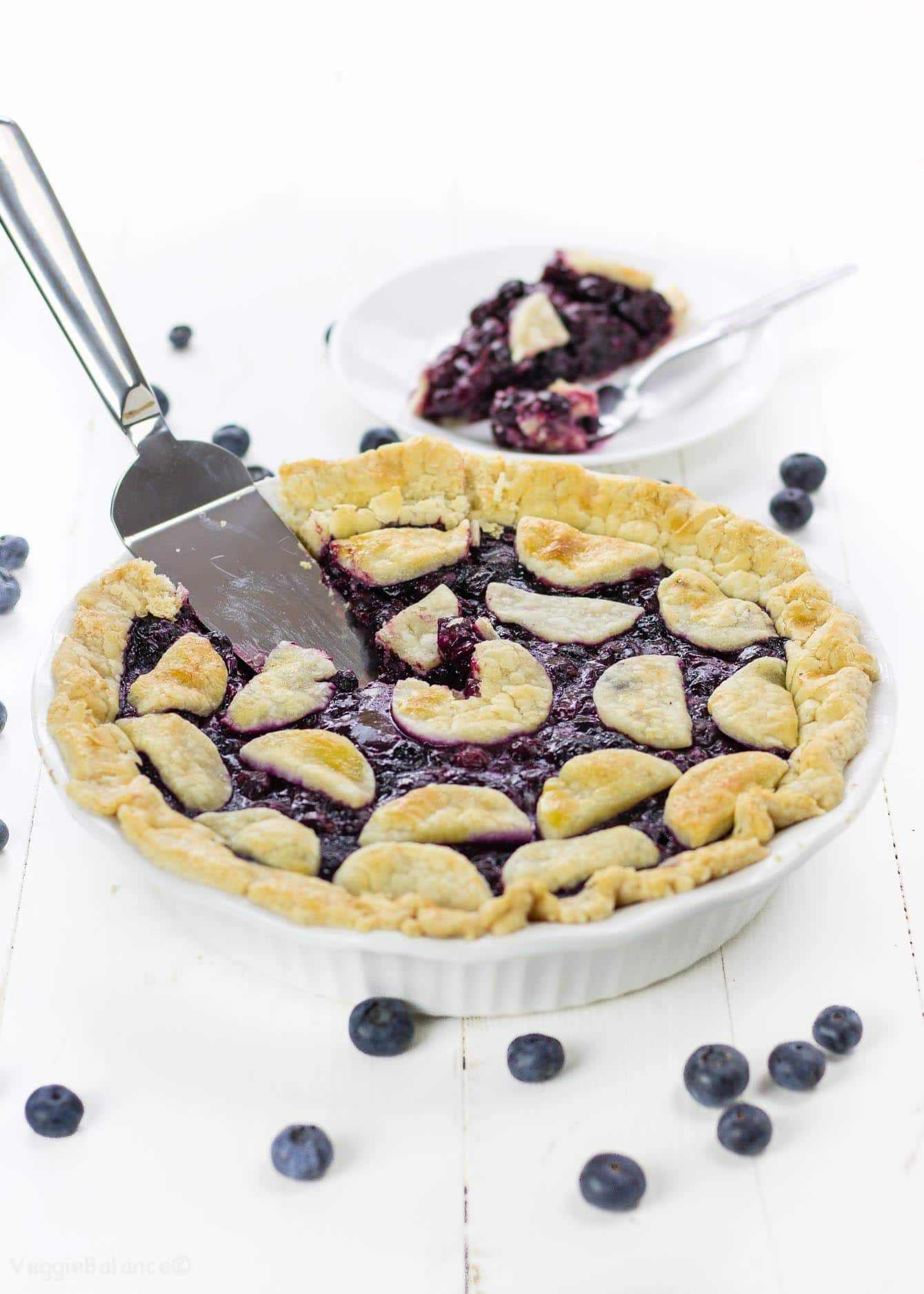 Gluten Free Pie Crust recipe with a Perfect Blueberry Filling - Veggiebalance.com