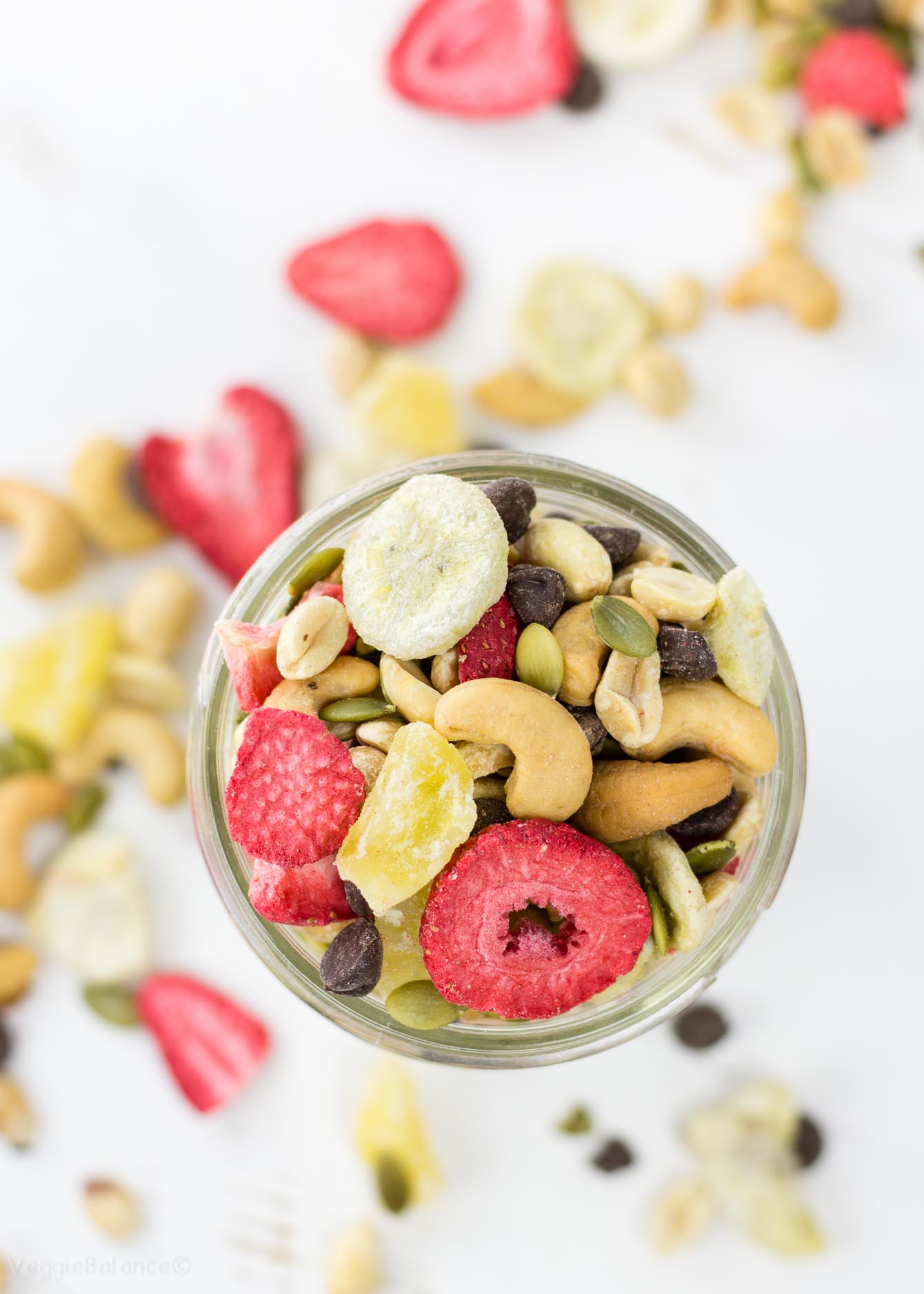 Banana Split Trail Mix recipe gluten free - Veggiebalance.com