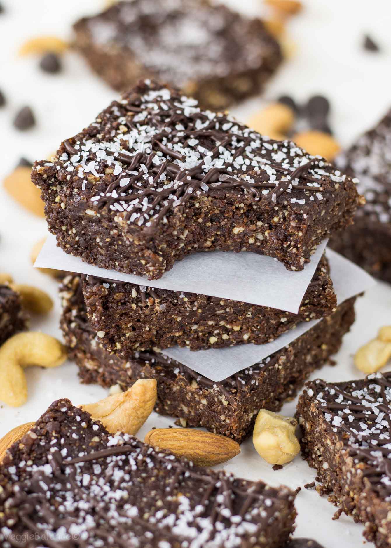 Chocolate Sea Salt Energy Bars Gluten Free - veggiebalance.com