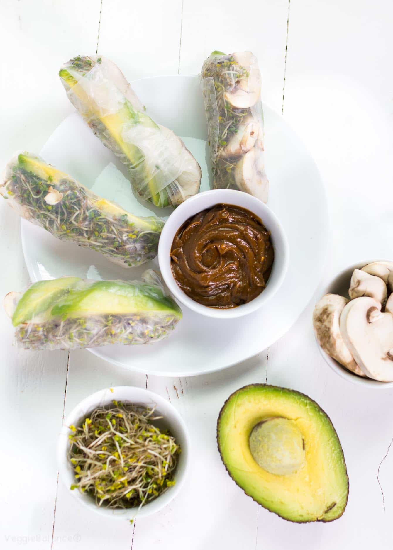 Fresh Spring Rolls with Avocado and Thai Peanut Dipping Sauce