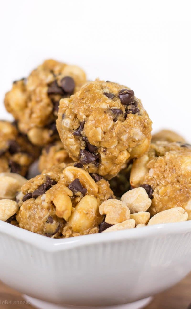 No Bake Peanut Butter Chocolate Energy Bites Recipe