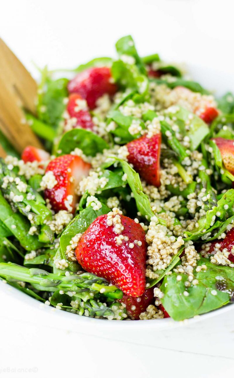 Strawberry Asparagus Quinoa Salad Recipe