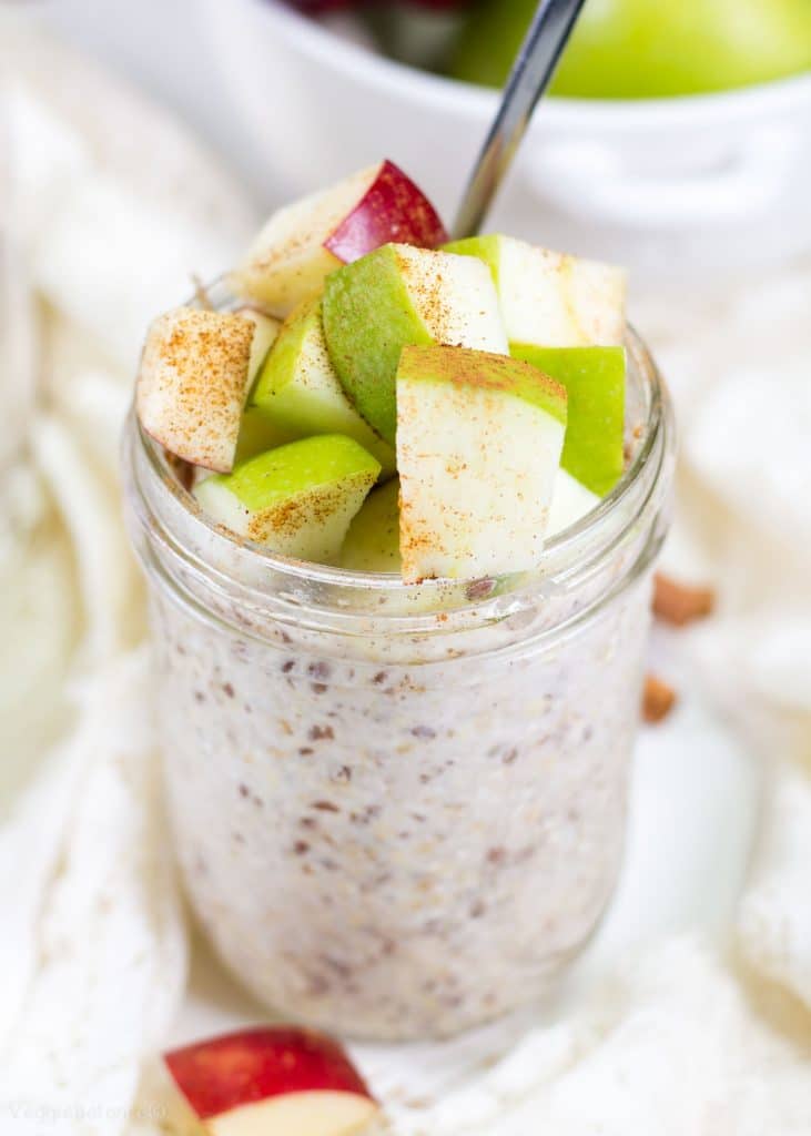 Apple Cinnamon Overnight Oatmeal