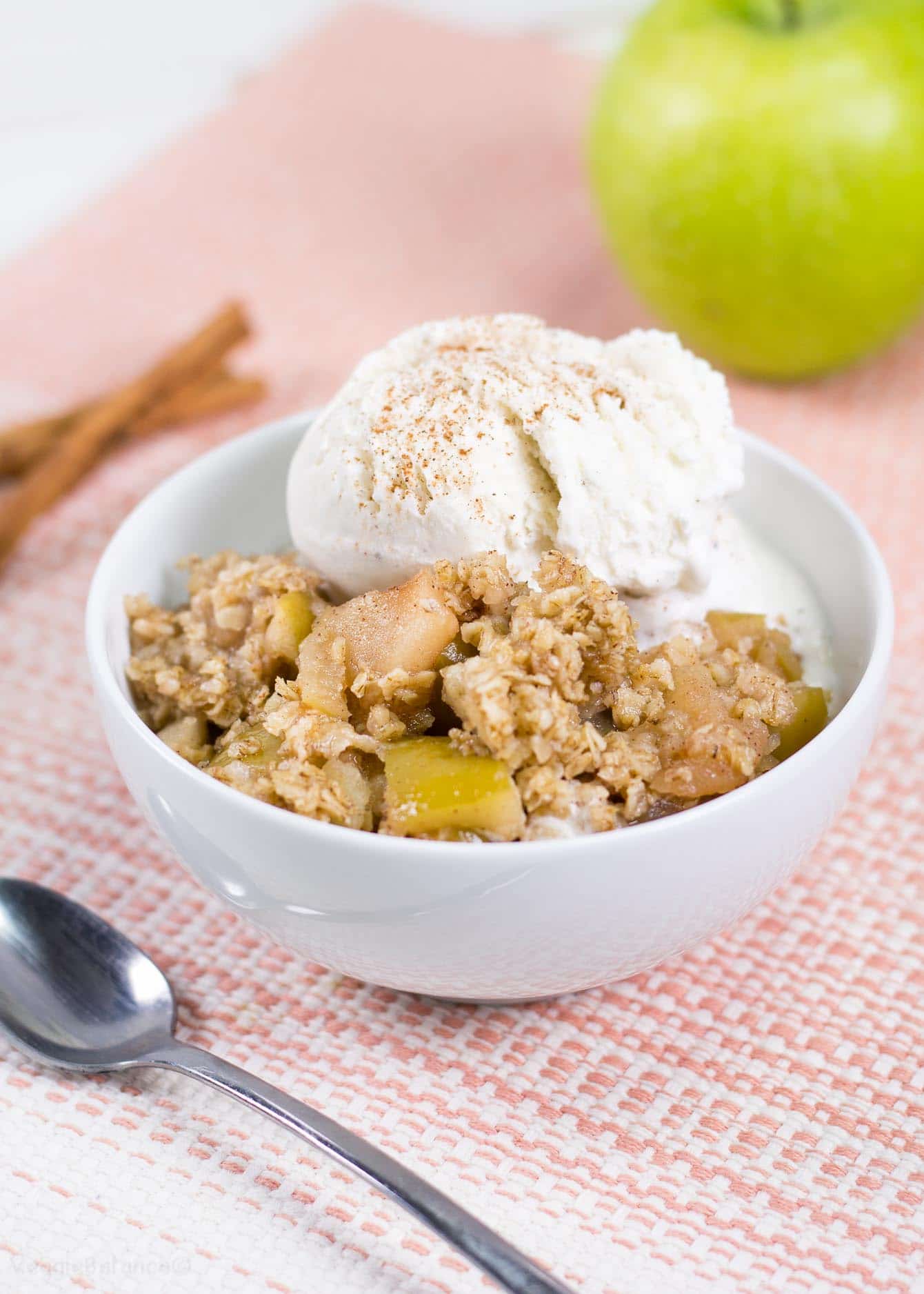 Slow Cooker Apple Crisp Recipe