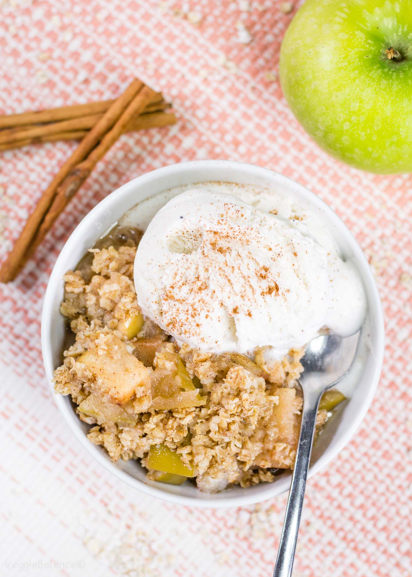 Slow Cooker Apple Crisp Recipe