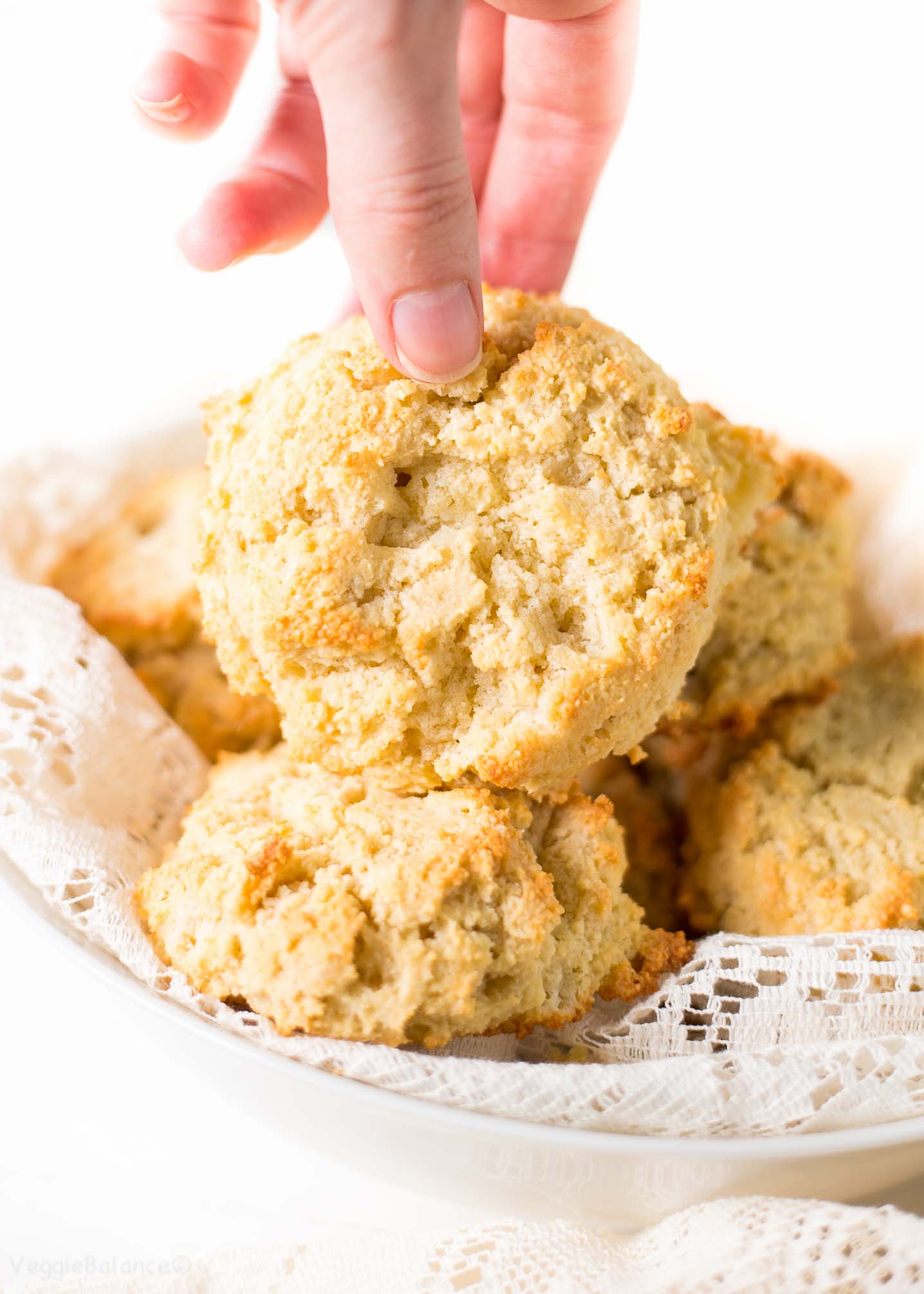 Almond Flour Biscuits (Healthy Low Carb Biscuits)