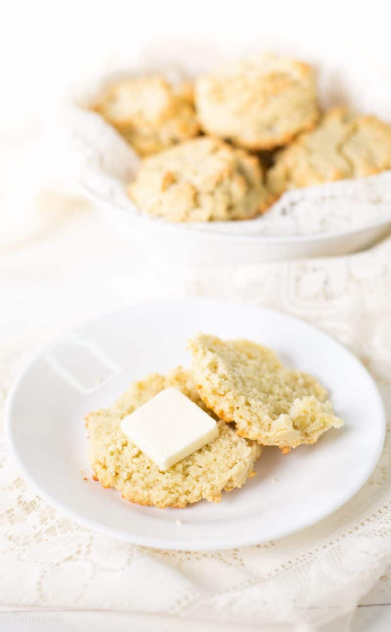 Almond Flour Biscuits Recipe (Healthy Biscuits)