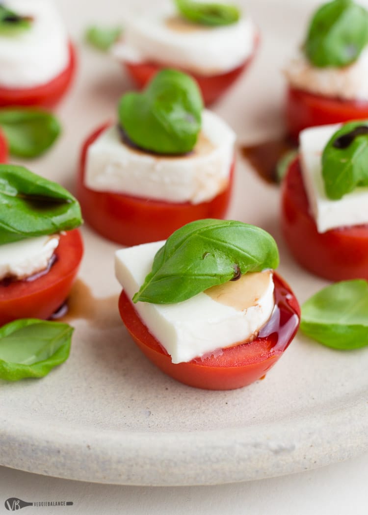 Easy Caprese Salad